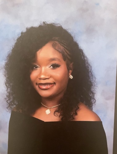 Jaylah R - South Alabama Babysitter