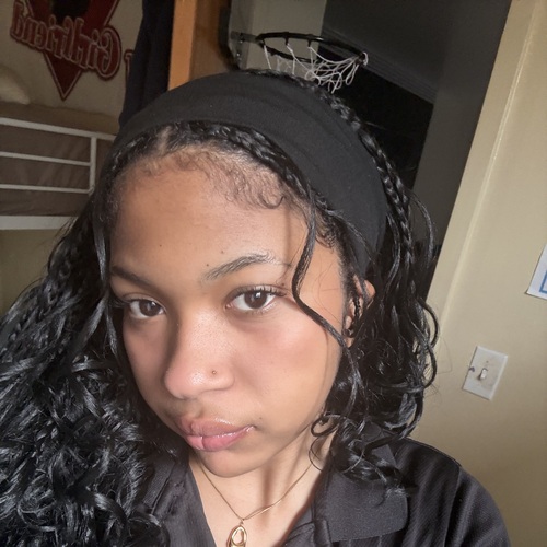 Ambar R - CUNY BMCC Babysitter
