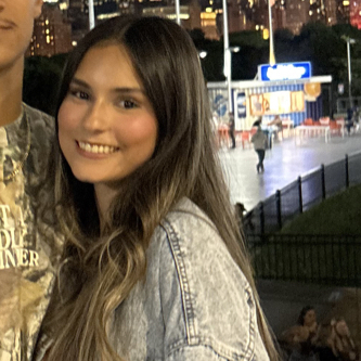 Mia M - Miami Dade Babysitter