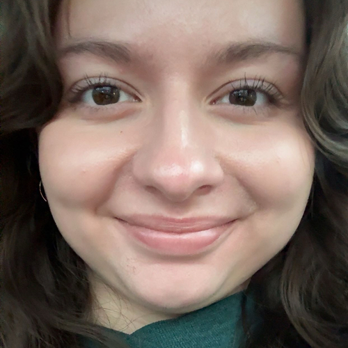 Halle W - Cleveland State Babysitter