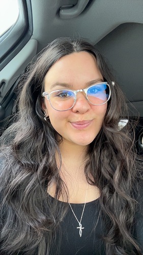 Hollie B - ONU Babysitter