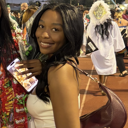 Kamaya J - Victor Valley College Babysitter