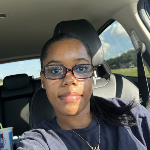 Skylar S - UTSA Babysitter