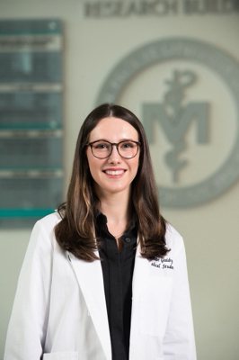 Phoebe G – Mercer Student Seeking Babysitting Jobs