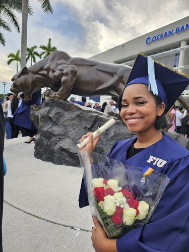 Stacey B - FIU Babysitter