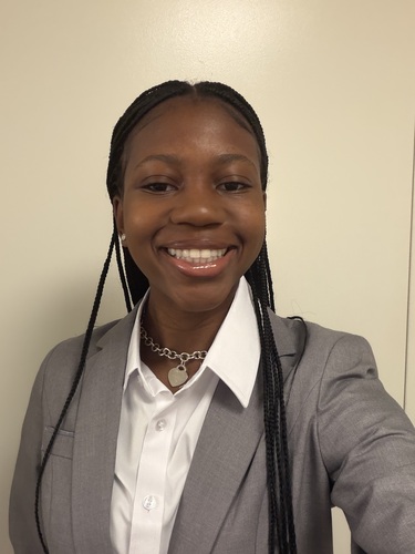 Donyelle F - Florida A&M Babysitter