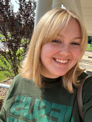 Annie H - Lipscomb Babysitter