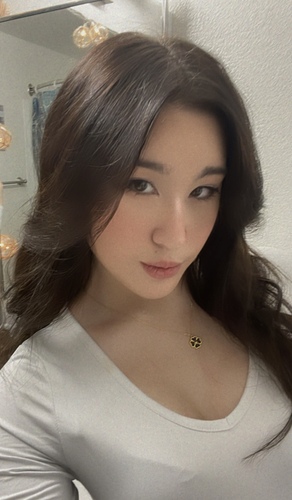 Caydence S - Everett Community College  Babysitter