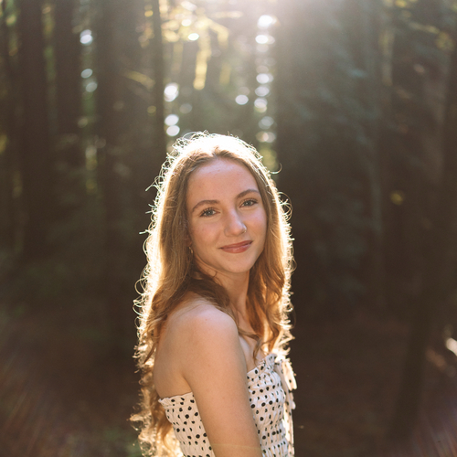 Mia M - Oregon Tech Babysitter