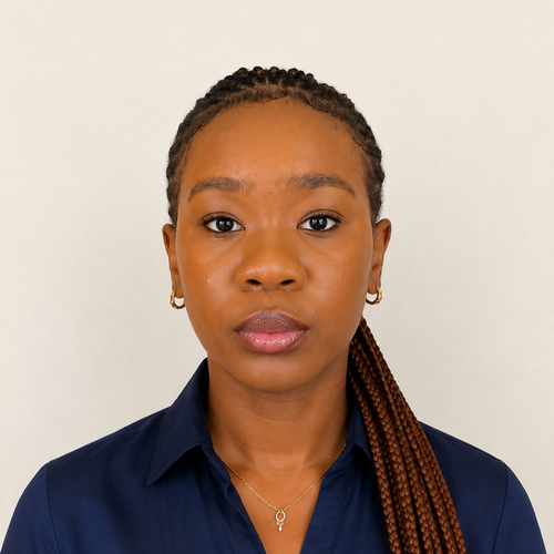 Lesly G - CUNY BMCC Babysitter