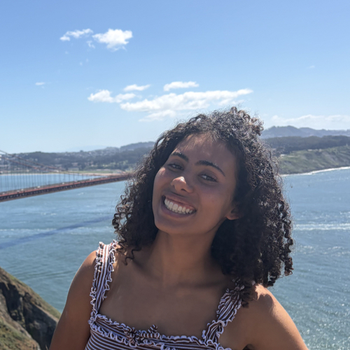 Elena G – Rhodes College Student Seeking Nanny Jobs