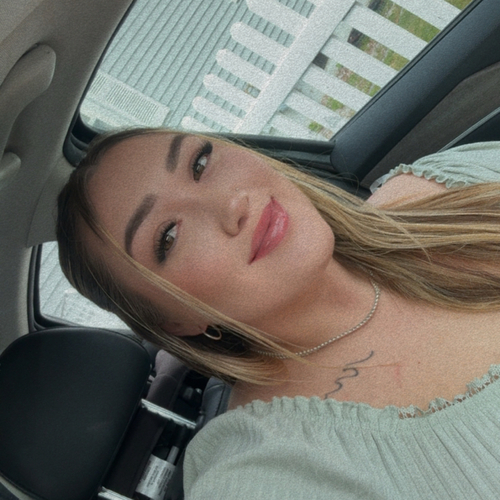 Jazmin B - Community College of Rhode Island Babysitter
