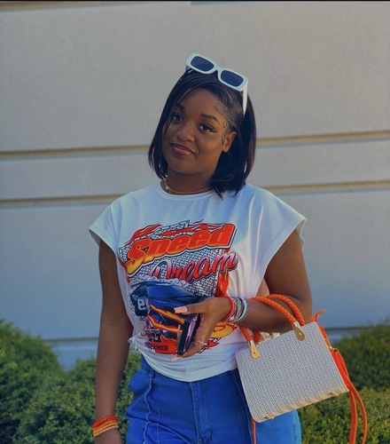 Abigaelle J - Miami Dade Babysitter