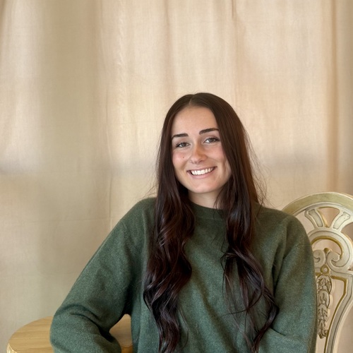 Emily A - Belmont Babysitter