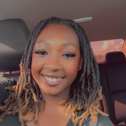 Jazlyn W - UT Arlington Babysitter