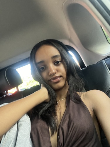 Liya E - Towson University Babysitter