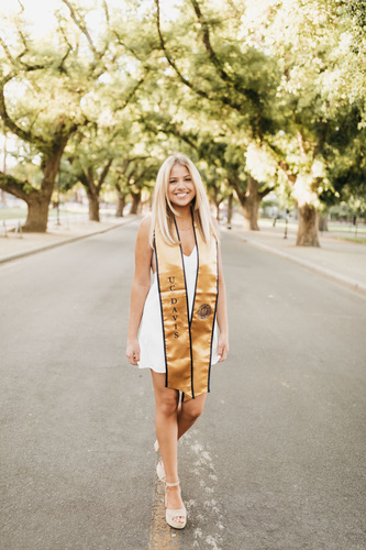 Elizabeth G - UC Davis Babysitter