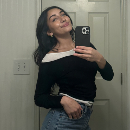 Clarrisa H - Barstow Community College District Babysitter