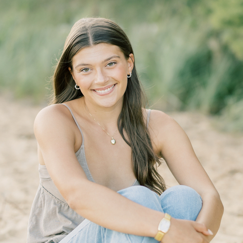 Charlye R - UNCW Babysitter