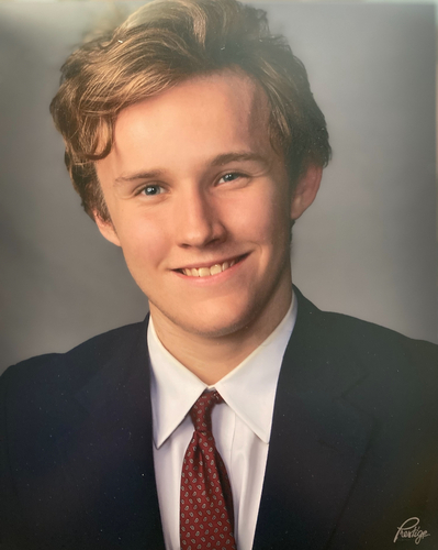 Luke M - Loyola Babysitter