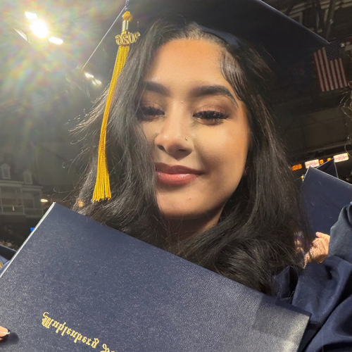 Ahnyla M - Reading Area Community College  Babysitter