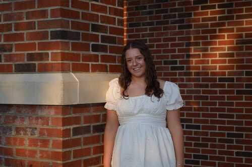 Samantha F - Lee Babysitter