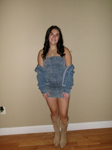 Colleen M - Umass Babysitter