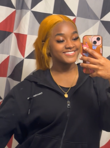 Deshanah L - UWA Babysitter