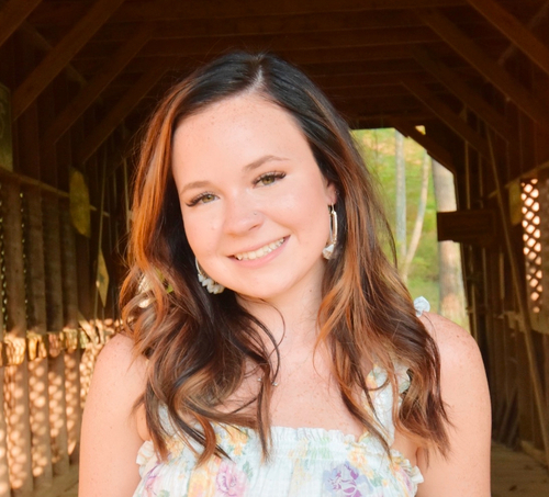 Anna Grace R - University of Alabama Babysitter