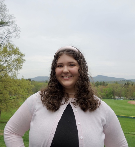 Laura B - Amherst Babysitter