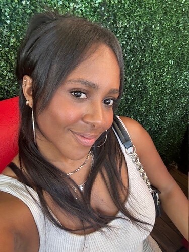 Carly L - UMD Babysitter