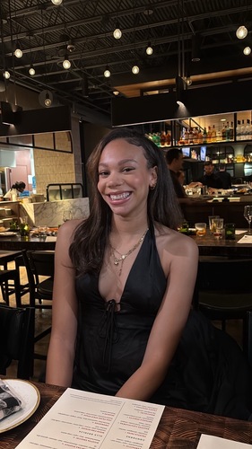 Jasmine M - MBU Babysitter