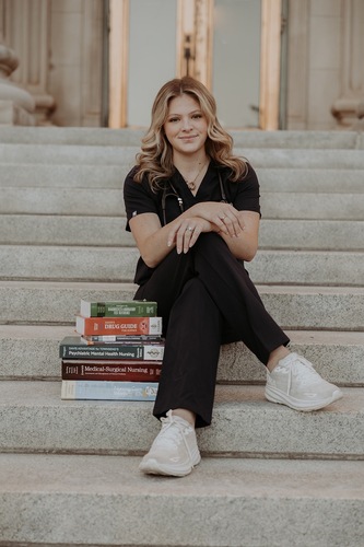 Katlyn P - Chamberlain College of Nursing-Indiana Babysitter