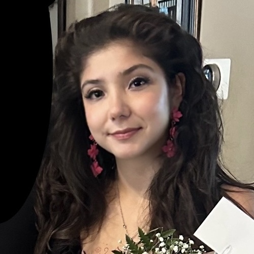 Yliana S - Baylor Babysitter