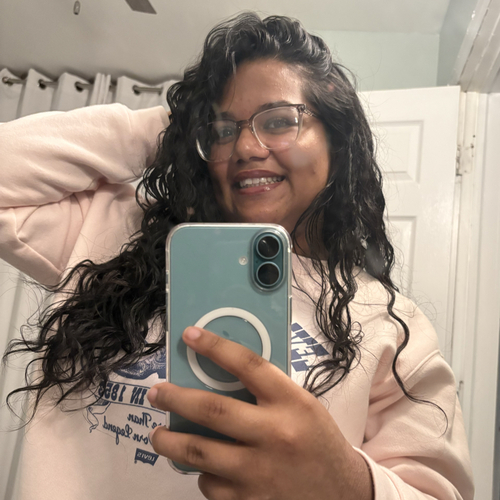 Yareli G – Middlesex Student Seeking Babysitting Jobs