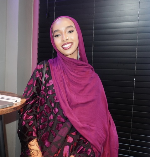 Asiya A - UW Babysitter