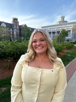 Raegan O - Belmont Babysitter