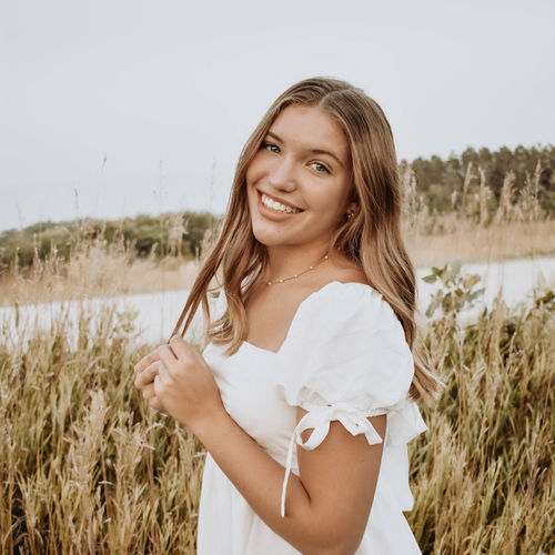 Kiley S - St. Scholastica Babysitter