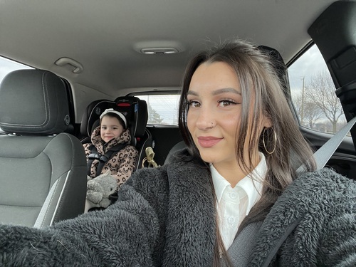 Lauren Z - The Art Institute of Michigan Babysitter