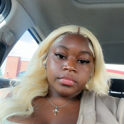 Taaliyah B - Mountain View College  Babysitter