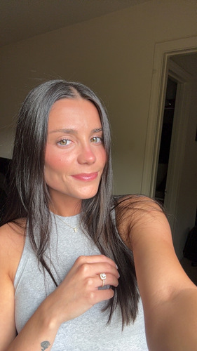 Olivia L - Cabrini Babysitter