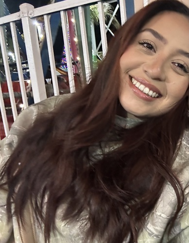 Julia F - Undefined Babysitter
