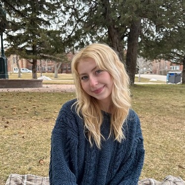 Aubriana R - Texas A&M-Kingsville Babysitter