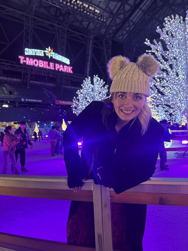 Evy H - Auburn Babysitter