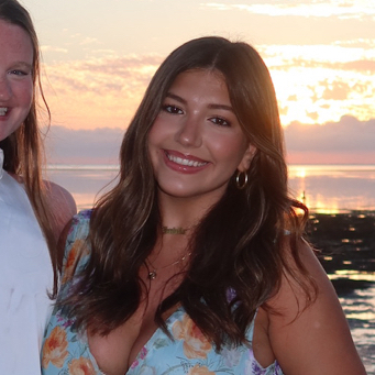 Isabella V – Auburn Student Seeking Nanny Jobs