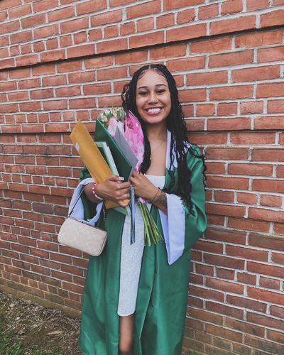 Demetria H - Kaplan University-Hagerstown Campus Babysitter