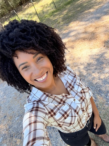 Vanessa C – Texas A&M Student Seeking Babysitting Jobs