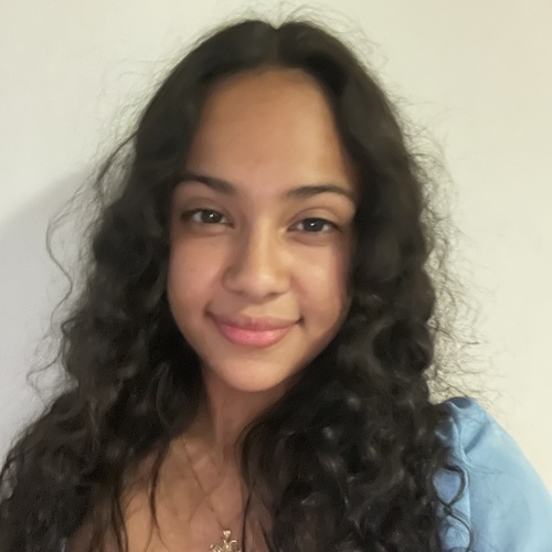 Leyla 𝝑 - CUA Babysitter