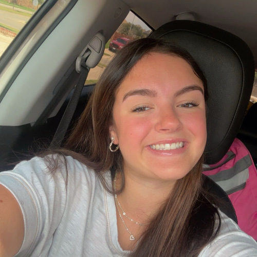 Makenzie P - UT Arlington Babysitter