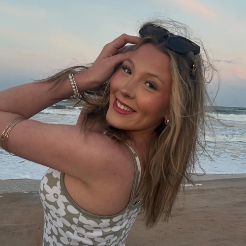 Emma H - John A. Logan College Babysitter